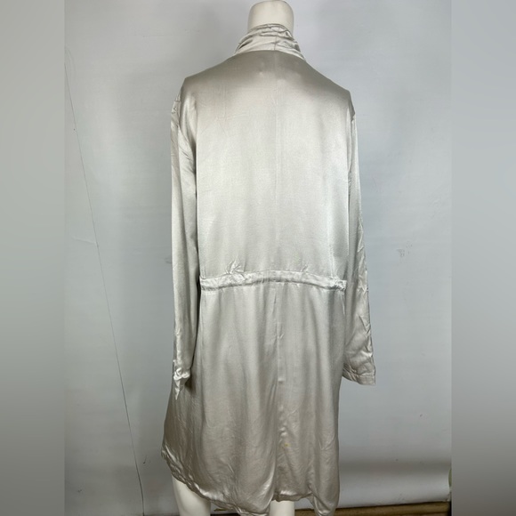 Cupcake & Cashmere Satin Long Coat - Picture 5 of 7